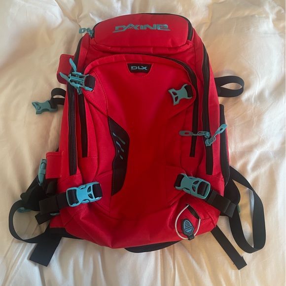 COPY - DAKINE heli pro DLX 20L Backpack - Picture 2 of 8